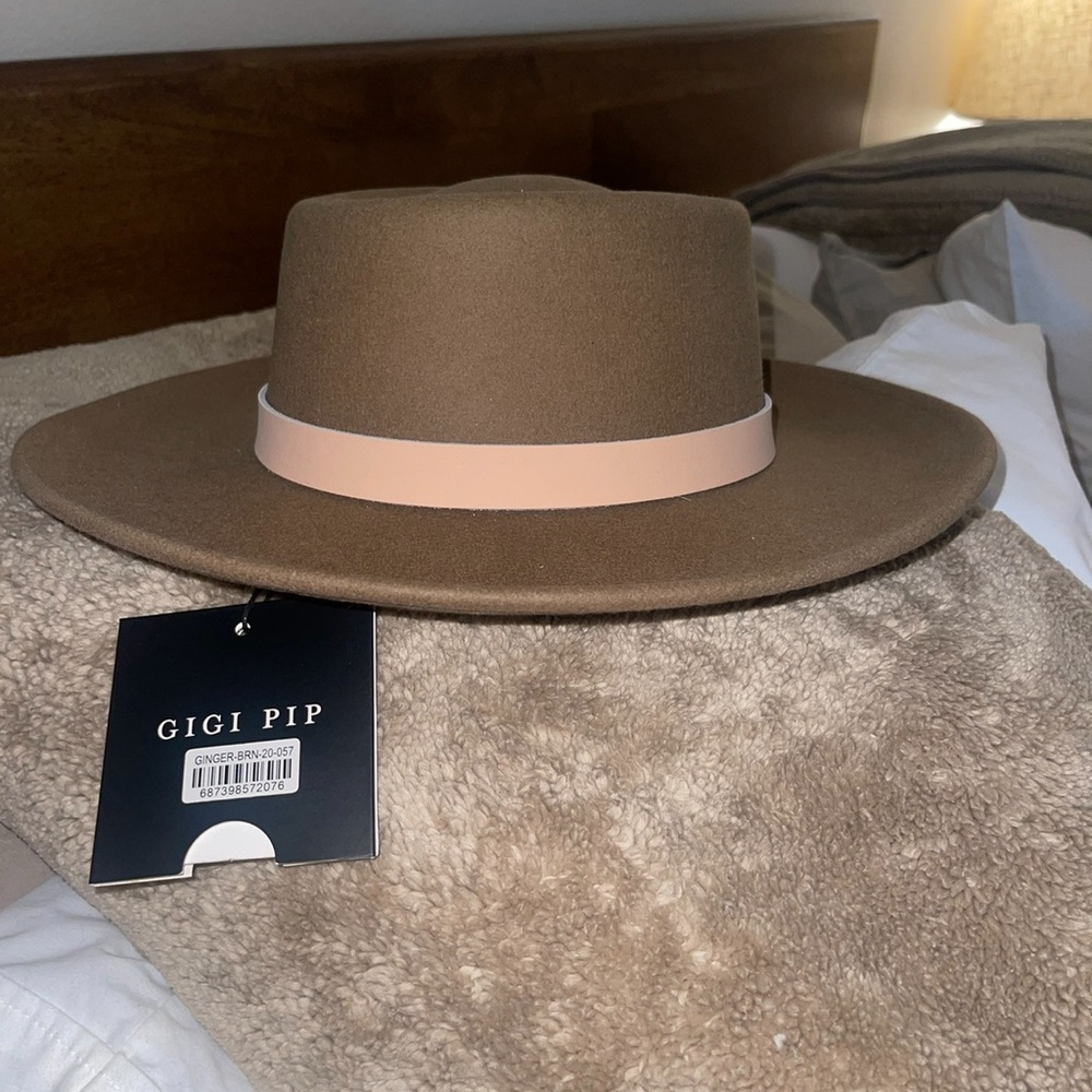 Ginger Fedora GIGI PIP.